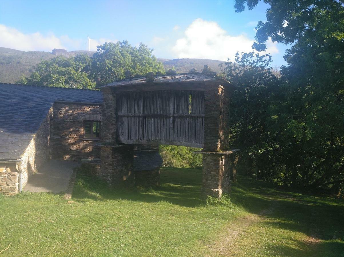 Albergue De La Naturaleza O Vilar - Mondonedo Exterior photo